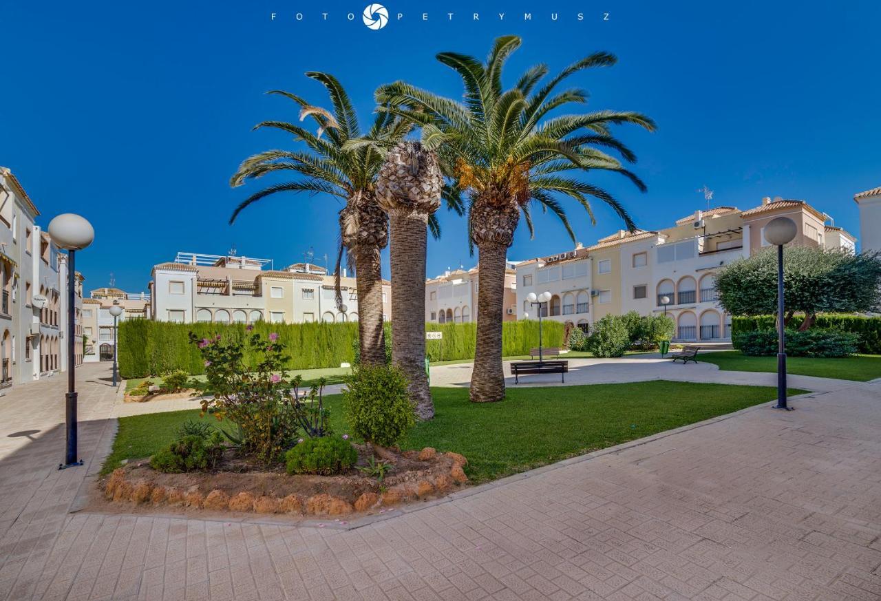 108 Apartament Fabulus Torrevieja Luaran gambar